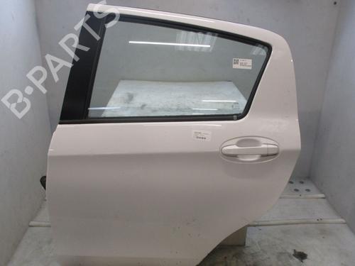 Used Left rear door TOYOTA YARIS (_P13_) 1.5 Hybrid (NHP130_, NHP130) (101 hp) 30472994