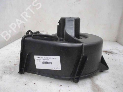 Used Heater blower motor FIAT PUNTO (176_) 60 1.2 (176AP, 176AR, 176AQ, 176BB) (60 hp) 24011758