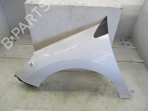 Used Left front fenders Left front fenders 37225101 37225101