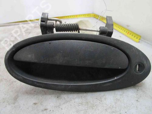 Used Front left exterior door handle RENAULT LAGUNA I (B56_, 556_) [1993-2002]  19717542