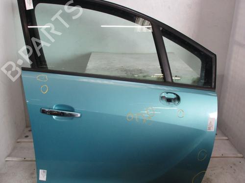 Used Right front door OPEL MERIVA B MPV (S10) 1.7 CDTI (75) (131 hp) 32004431