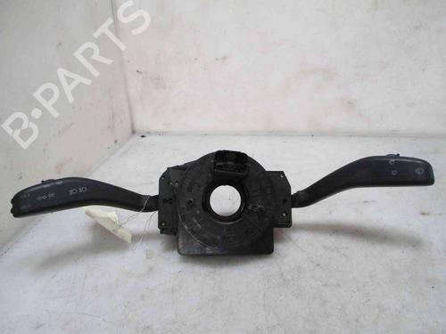Used Headlight switch VW POLO (9N_, 9A_) 1.2 (54 hp) 19712165