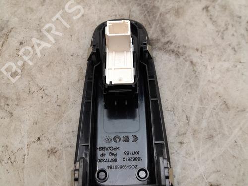 Right front window switch PEUGEOT 308 II (LB_, LP_, LW_, LH_, L3_) 1.6 HDi 100 | BP29344123I26 