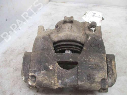 Venstre bremsekaliber foran RENAULT SCÉNIC III (JZ0/1_) 1.9 dCi (JZ0J, JZ1J, JZ1K, JZ1S) | BP19716013M105 