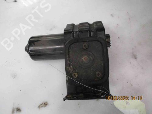 Ruitenwissermotor voor SSANGYONG KORANDO (C300) E-Motion (190 hp) 19717424