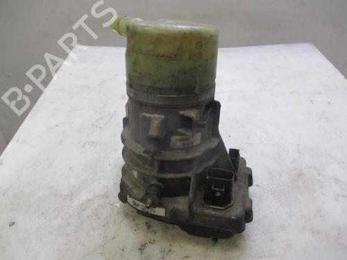 Used Steering pump VOLVO S60 II (134) DRIVe / D2 (114 hp) 32004444