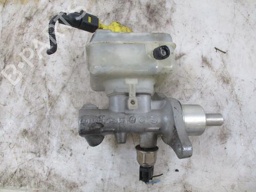 Brake master cylinder VW NEW BEETLE (9C1, 1C1) 1.6 | BP25984801M77 