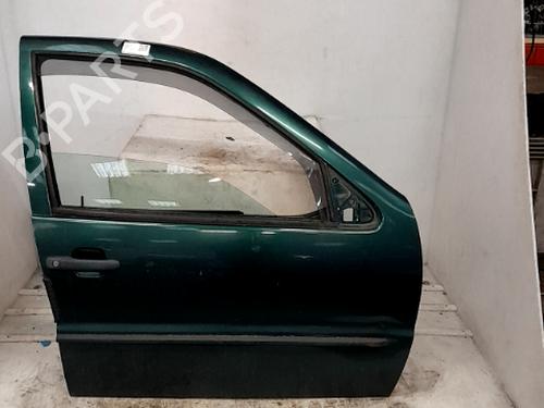Dør høyre foran VW POLO III (6N1) 55 1.3 (55 hp) 24013702
