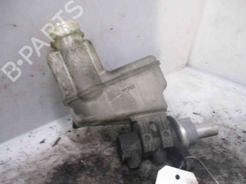 Used Brake master cylinder FIAT DOBLO Box Body/MPV (223_) 1.2 (223ZXA1A) (65 hp) 19735122
