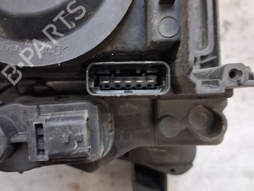 Right headlight RENAULT ESPACE IV (JK0/1_) 2.0 dCi (JK01, JK02, JK1J, JK1K, JK1H) | BP38490901C29 - Image 6