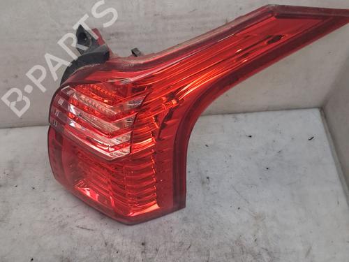 Piloto trasero derecho Piloto trasero derecho PEUGEOT 5008 (0U_, 0E_) 2.0 HDi 150 / BlueHDi 150 (150 hp) 39754306 39754306