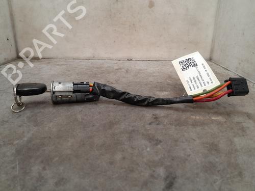 Clé de contact RENAULT CLIO II (BB_, CB_) 1.5 dCi (B/CB07) (65 hp) 28309370