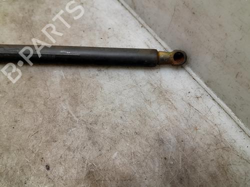 Tailgate lift support BMW 3 Compact (E46) 316 ti | BP24013431C138 