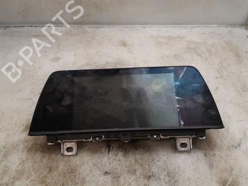 Used Display monitor BMW 1 (F20) 116 d (116 hp) 30556012