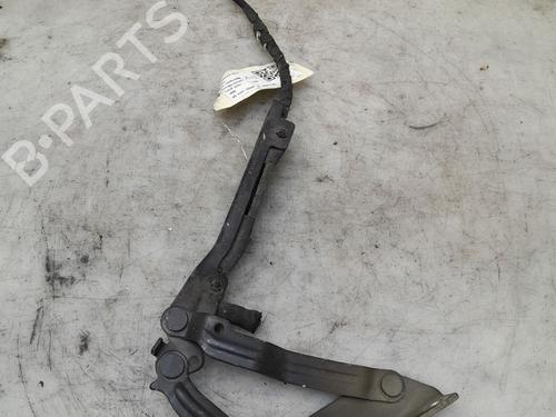 Charnière/Limiteur de porte Charnière/Limiteur de porte VW GOLF V (1K1) 1.9 TDI (105 hp) 35885698 35885698