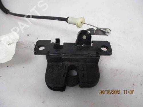 Serrure hayon VW PASSAT B5.5 Variant (3B6) 1.9 TDI (130 hp) 26622081