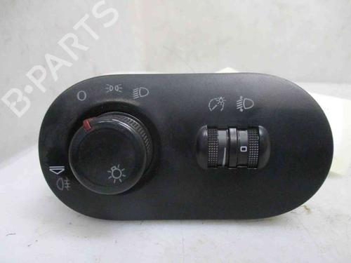 Used Headlight switch SEAT LEON (1M1) 1.8 20V (125 hp) 24011920