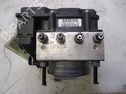 ABS Bremseaggregat FIAT BRAVO II (198_) 1.6 D Multijet (198AXM1B) (90 hp) 31983998