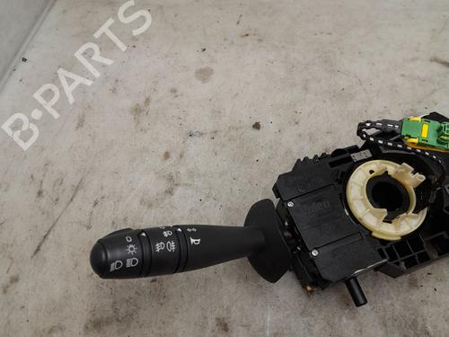 Used Steering column stalk RENAULT TWINGO II (CN0_) 1.2 16V (CN04, CN0B) (75 hp) 30138655