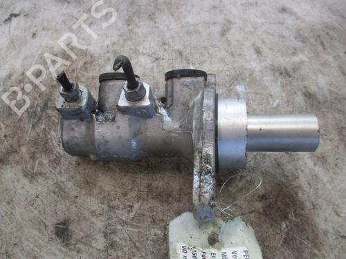 Used Brake master cylinder PEUGEOT PARTNER Box Body/MPV 1.6 HDi 16V (90 hp) 27550976