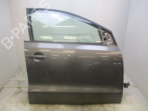 Used Right front door VW POLO V (6R1, 6C1) 1.6 TDI (90 hp) 29871448