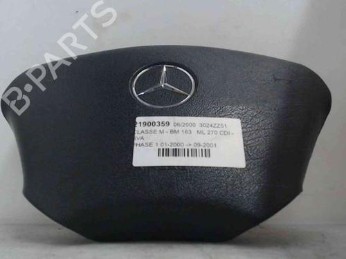 Used Driver airbag MERCEDES-BENZ M-CLASS (W163) ML 270 CDI (163.113) (163 hp) 26621565
