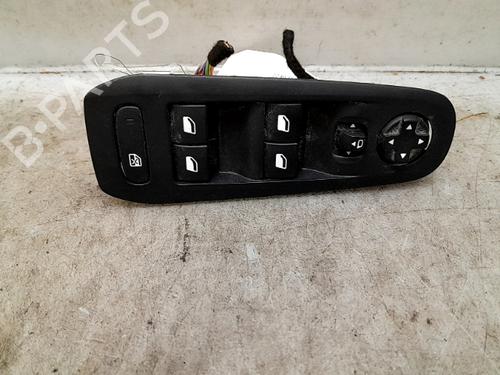 Used Switch PEUGEOT 308 II (LB_, LP_, LW_, LH_, L3_) 1.5 BlueHDi 130 (131 hp) 24013947
