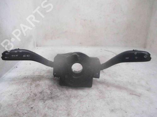 Used Headlight switch VW POLO (9N_, 9A_) 1.2 (54 hp) 19738588