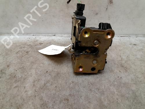 Vergrendeling rechts voor CHEVROLET IMPALA Saloon 3.4 V6 (182 hp) 24014086