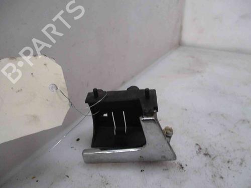 Used Rear right interior door handle VW POLO (6N2) 1.4 TDI (75 hp) 19719978
