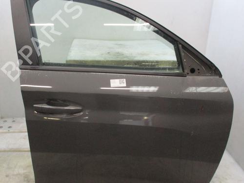 Used Right front door PEUGEOT 208 II (UB_, UP_, UW_, UJ_) e-208 (136 hp) 29170274