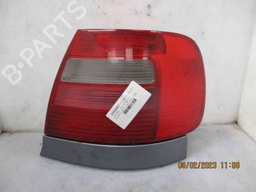 Høyre baklys AUDI A4 B5 (8D2) [1994-2001]  26628111