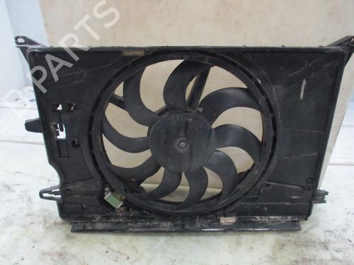 Used Radiator fan JEEP RENEGADE SUV (BU, B1, BV) 2.0 CRD 4x4 (140 hp) 30629112