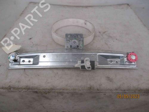 Rudehejsemekanisme venstre bagtil OPEL CORSA E (X15) 1.4 (08, 68) (90 hp) 26628499