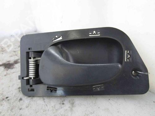 Used Front left interior door handle RENAULT LAGUNA I (B56_, 556_) 1.9 dTi (B56J) (98 hp) 19713398