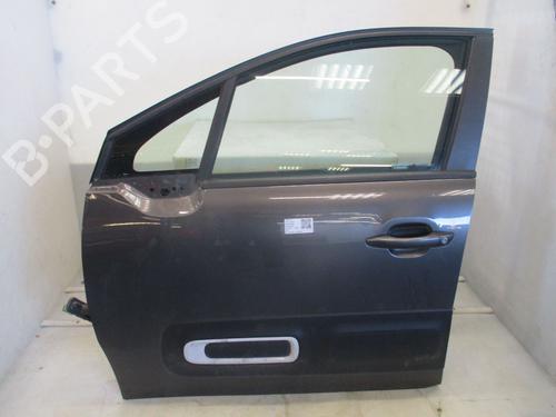 Used Left front door Left front door CITROËN C3 III (SX) 1.5 BlueHDi 100 (SXYHYP, SXYHTU) (102 hp) 33807950 33807950