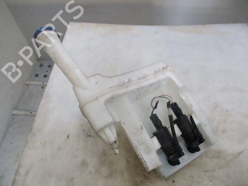 Used Windscreen washer tank PEUGEOT 107 (PM_, PN_) 1.0 (68 hp) 25735306