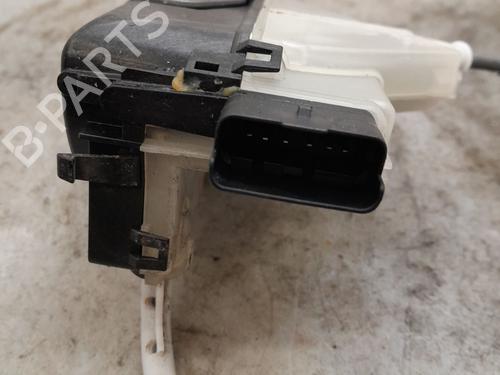 Front left lock OPEL CORSA F (P2JO) 1.2 (68) | BP32332113C98