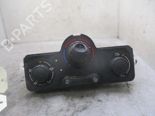 Used Climate control RENAULT CLIO III (BR0/1, CR0/1) 1.2 16V (BR02, BR0J, BR11, CR02, CR0J, CR11) (75 hp) 25043865