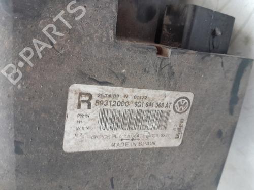 Right headlight VW POLO IV (9N_, 9A_) 1.2 | BP30310195C29 