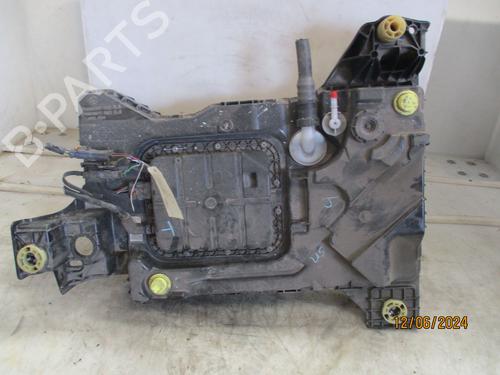 Used AdBlue tank PEUGEOT 308 III (FB_, FH_, FP_, F3_, FM_) BlueHDi 130 (FBYHZL, FBYHZT) (131 hp) 26634261