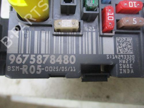 Fuse box PEUGEOT 308 I (4A_, 4C_) 1.6 HDi | BP30187185E1