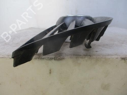 Grille VW POLO (9N_, 9A_) 1.9 TDI | BP24013791C40 
