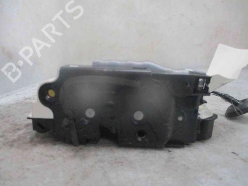 Used Front right lock VW TIGUAN (5N_) 1.4 TSI (150 hp) 19737941