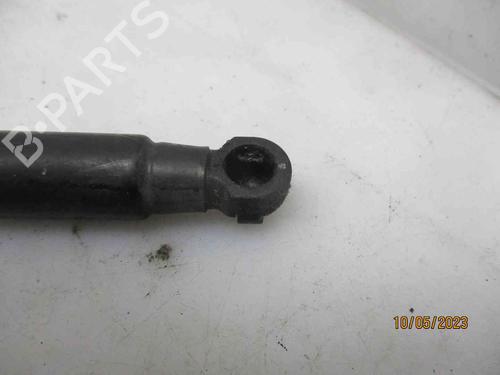 Hood lift support KIA SORENTO I (JC) 2.5 CRDi 4WD | BP26629589C139 