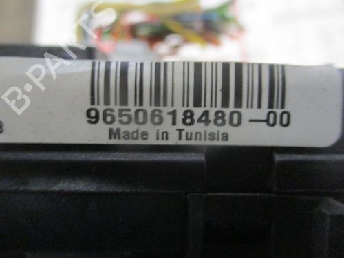 Fuse box PEUGEOT 206 Hatchback (2A/C) 1.4 HDi eco 70 | BP30187190E1