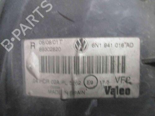 Right headlight VW POLO (6N2) 1.0 | BP19737952C29 