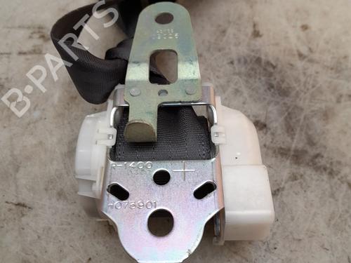Venstre bak beltestrammer SUZUKI SWIFT III (MZ, EZ) 1.3 (RS413, ZC11S) | BP29441186C89 