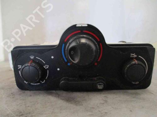 Used Climate control RENAULT CLIO III (BR0/1, CR0/1) 1.5 dCi (C/BR0G, C/BR1G) (68 hp) 19717506