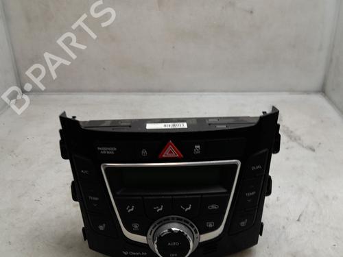 Used Climate control HYUNDAI i30 (GD) 1.6 CRDi (110 hp) 30824017